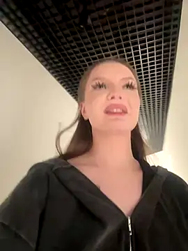 AlexaBright live sex cam