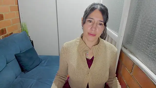 Penelope47's cam snapshot