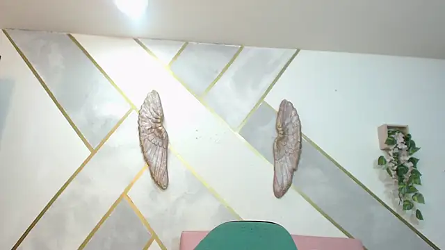 RoxanaCyrano_'s cam snapshot