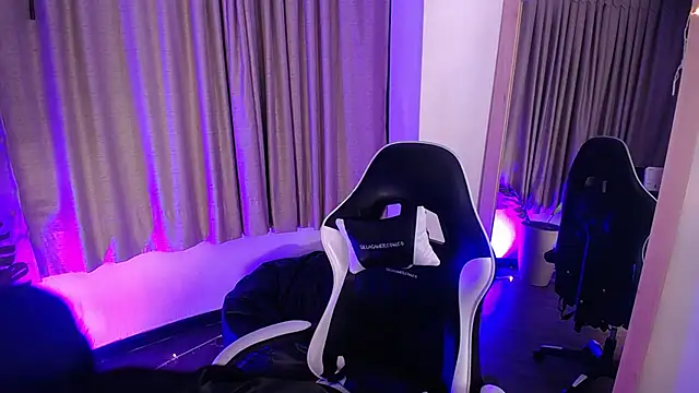 athenea_fox's cam snapshot