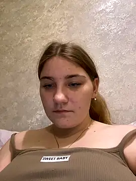 Emily_Sweety__'s cam snapshot