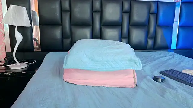 sh_malala's cam snapshot