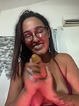 AMYBRASIL's cam snapshot