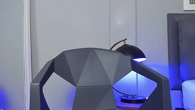 Tylerffoxx's cam snapshot