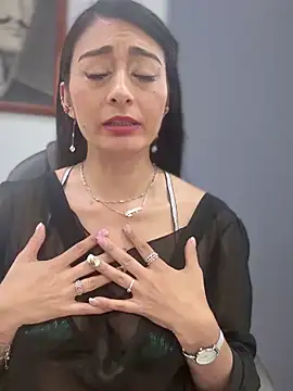 _Bella-Office1 live sex cam