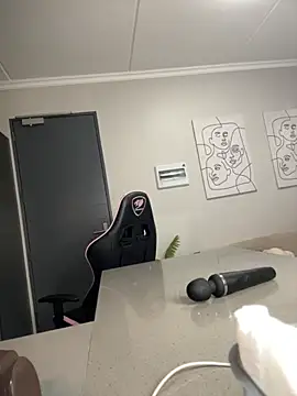 Neelo-Smith live sex cam