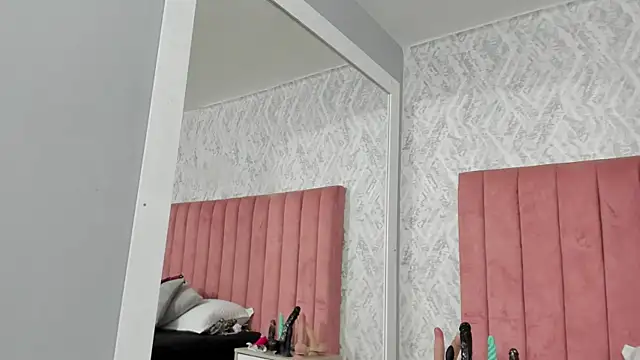 PeytonFoy's cam snapshot