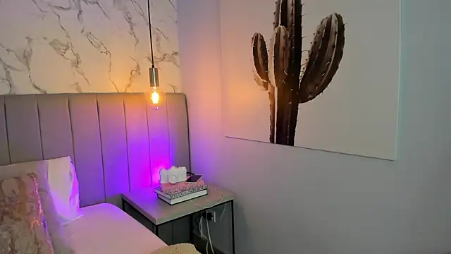 Karlla_Brown's cam snapshot