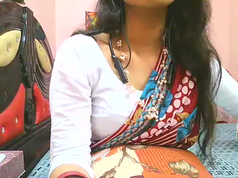 Silver_Queen07's cam snapshot