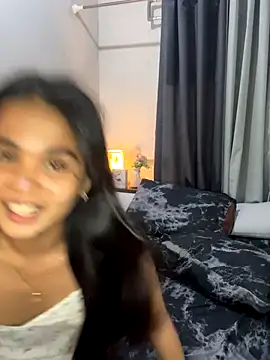 AngelHille live sex cam