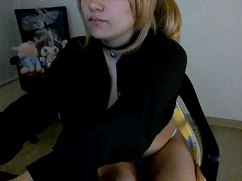 littlec4ke's cam snapshot