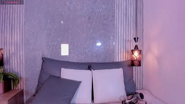 Missblonde_doll live sex cam