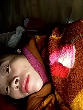 CoMay003's cam snapshot