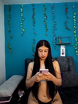 Nicki_Slave_bdsm's cam snapshot