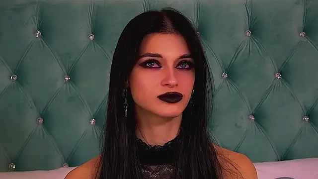 BeverlyMost's cam snapshot