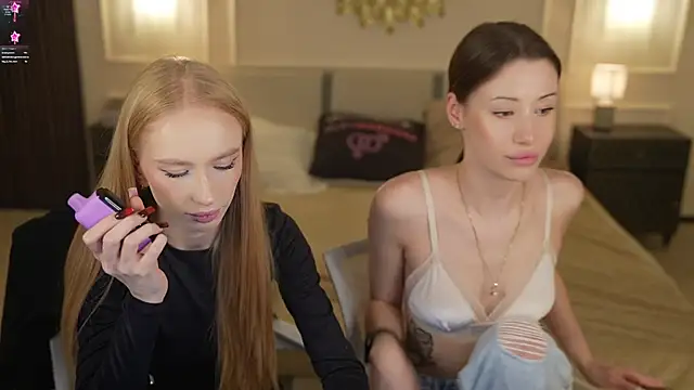 Selena_Glow's cam snapshot