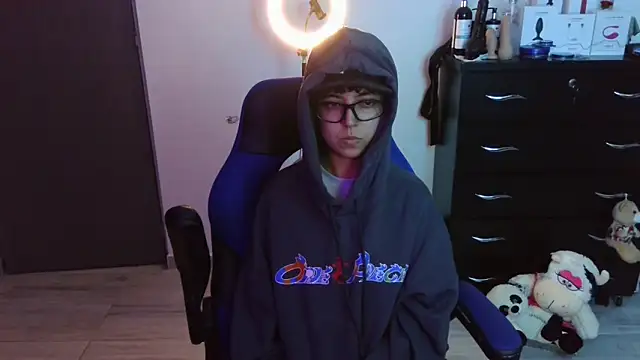 thomascooper7's cam snapshot