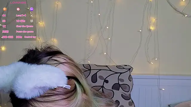 PortiaHedge's cam snapshot