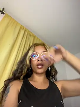 baby_lizy's cam snapshot