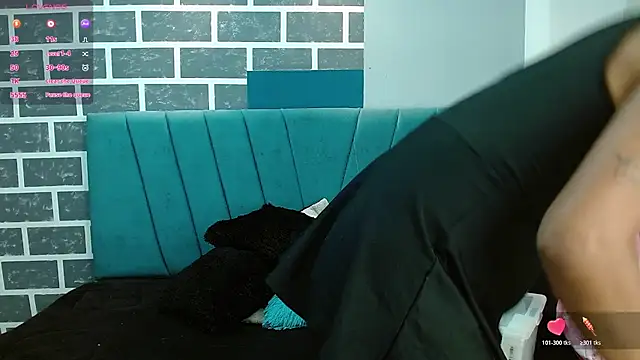 Chloe_Brown3's cam snapshot