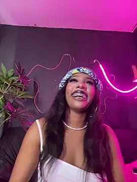 TIFFANYYSTAR's cam snapshot