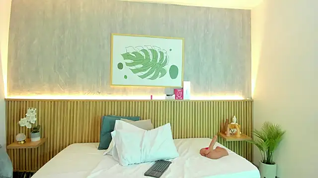 kenya_stone_1's cam snapshot