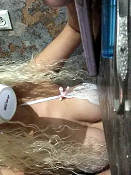 AlevNaz's cam snapshot