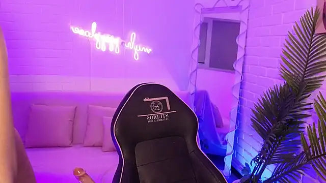 artemiss_tay's cam snapshot