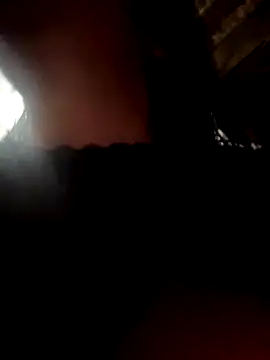 -Mia1's cam snapshot