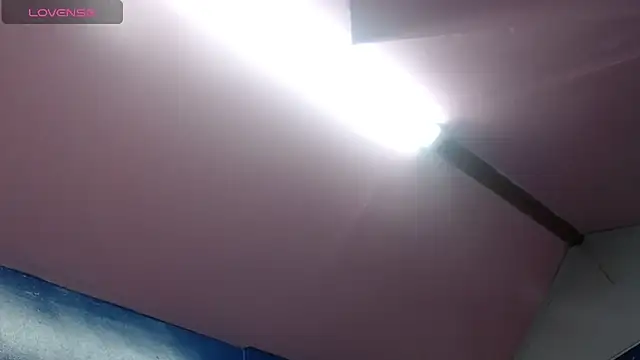 lucy23__'s cam snapshot