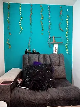 Nicki_Slave_bdsm's cam snapshot