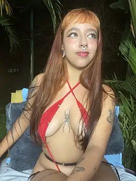 AliceMrtnz's cam snapshot