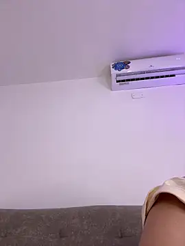 Julietalcl's cam snapshot