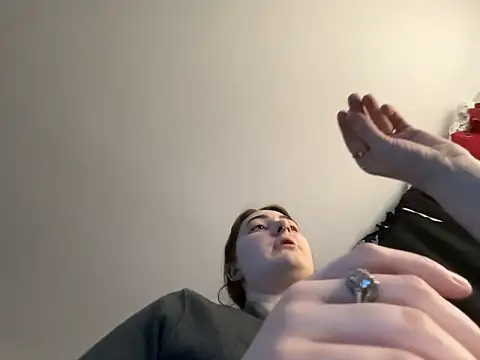 Snowbunnycake_131 live sex cam