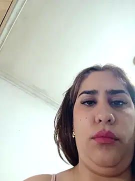 nahiarabiel33's cam snapshot