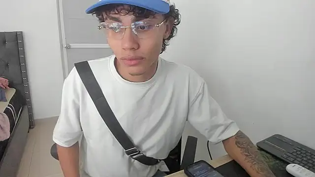 raccon_master's web cam