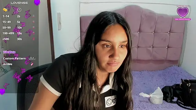 Caroline_rodriguez_9's cam snapshot