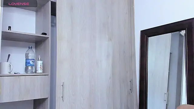 KingLevi01's cam snapshot