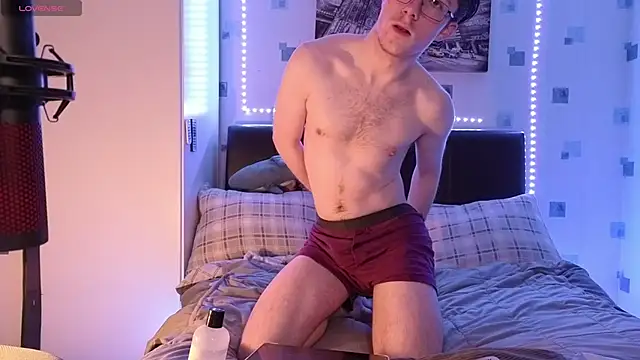 luciferdaroyale's cam snapshot