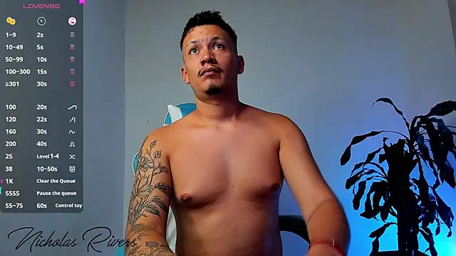 nicorivers's cam snapshot