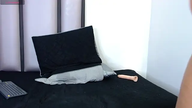 Mary-28's cam snapshot