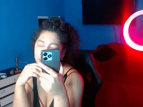 bellacrespalatina's cam snapshot