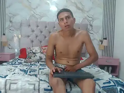 DannaAndPeter's cam snapshot