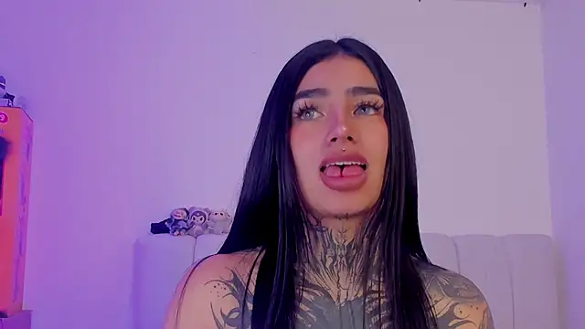 Aliceee_0's cam snapshot