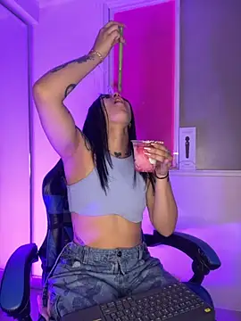 emily_22x's cam snapshot