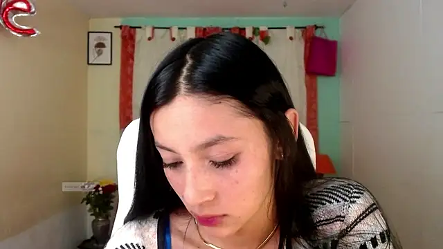 vale_miel's cam snapshot