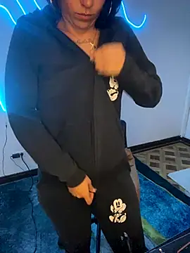 Alaska_euphoria's cam snapshot