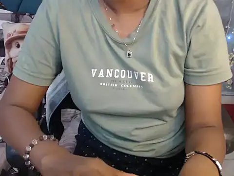 hot_riaa25's cam snapshot