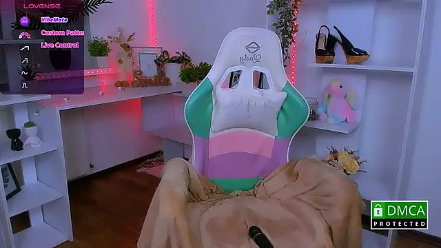 _Eliizabeth_'s cam snapshot