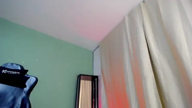 dilan_hott_'s cam snapshot